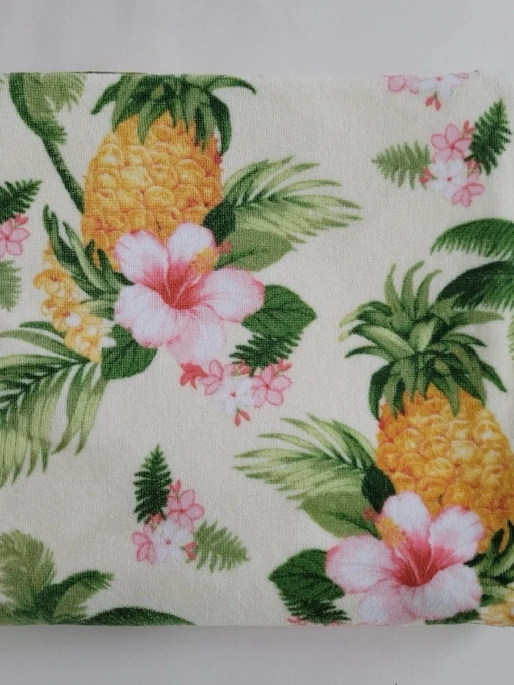 Tommy Bahama Hibiscus Grove Beach Bath Towel Palm Pineapple Floral Tropic